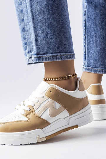 Scarpe marroni con suola... 2