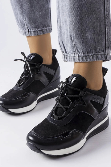 Sneakers con zeppa Vinceza... 2