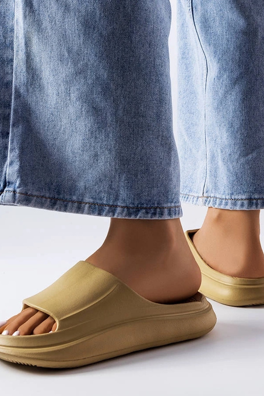 Ciabatte in gomma color sabbia,...