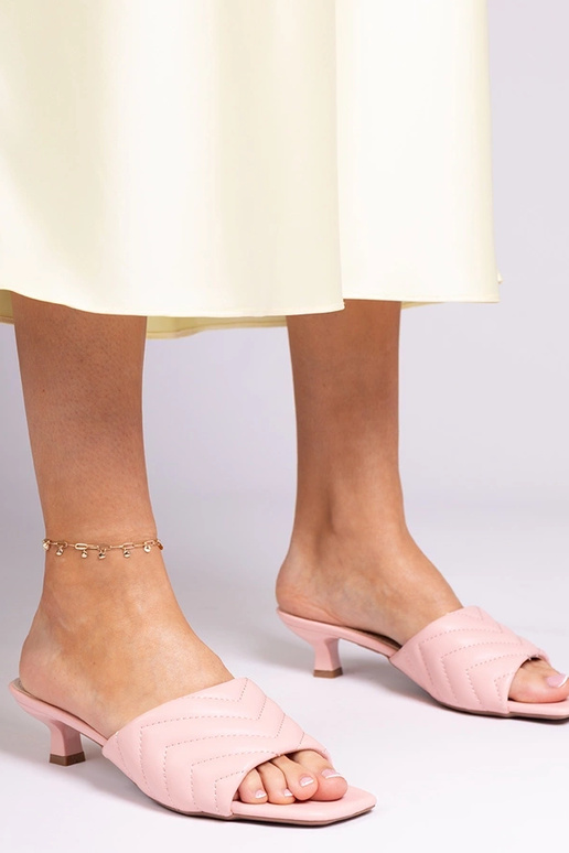 Ciabatte rosa con tacco basso, “Launay”