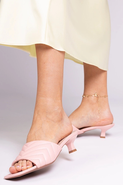 Ciabatte rosa con tacco basso, “Launay”