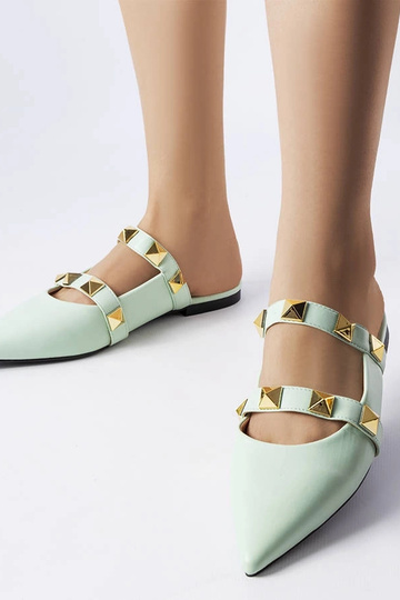 Infradito verdi con punta...