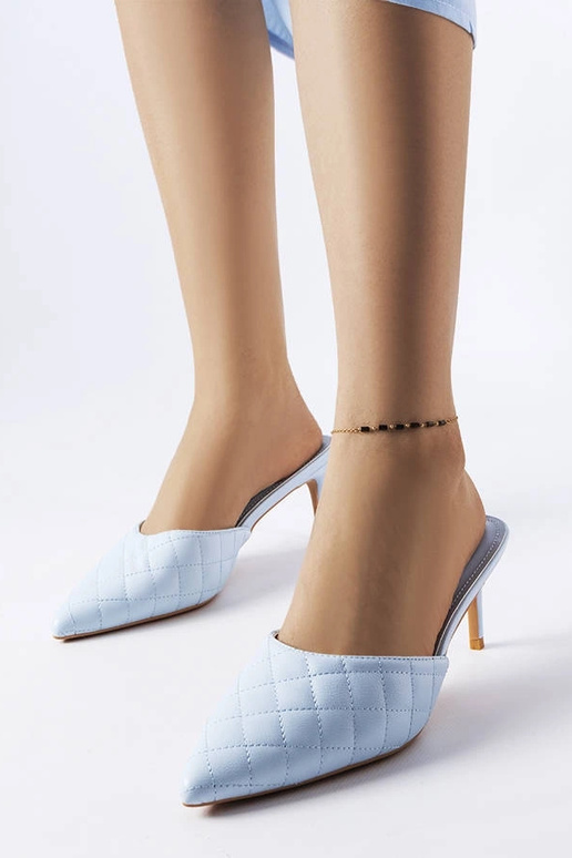 Slip-on trapuntate blu con tacco a...