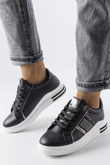 Sneakers nere decorate con zirconi Xarles