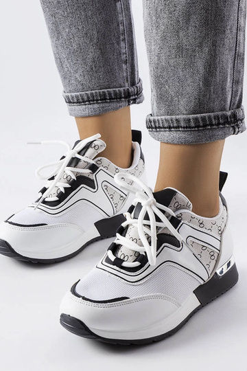 Sneakers bianche con elementi dorati Bedord