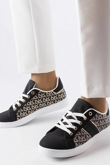 Sneakers nere decorate con...