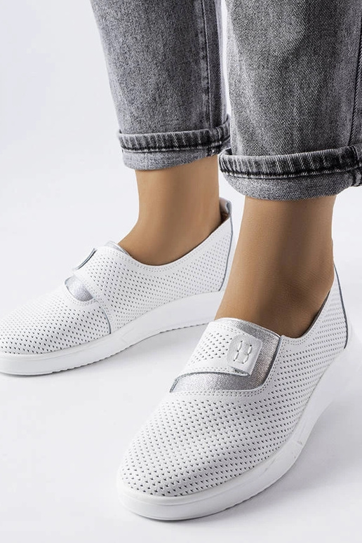 Sneakers Ethels in pelle traforata...