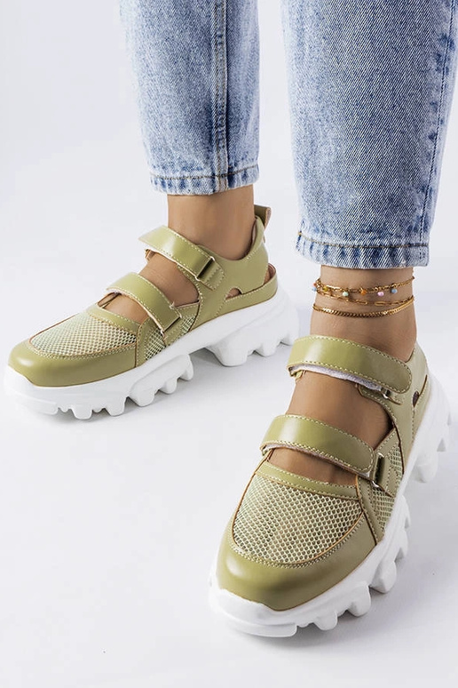 Sneakers verdi con suola massiccia Djurs