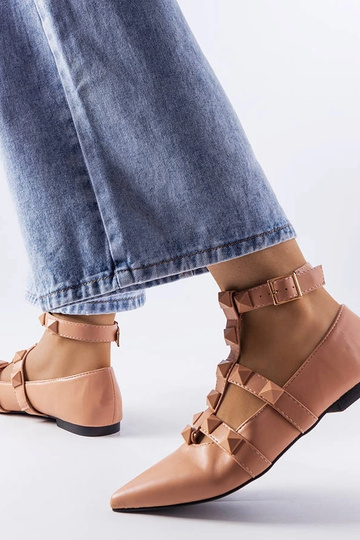 Ballerine beige con un'accattivante chiusura Blur 2