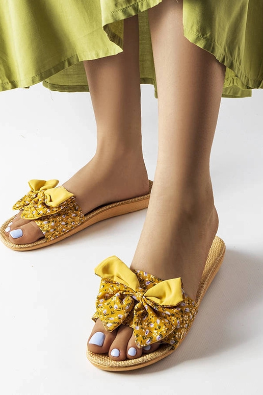 Ciabatte gialle con fiocco, “Tachel”