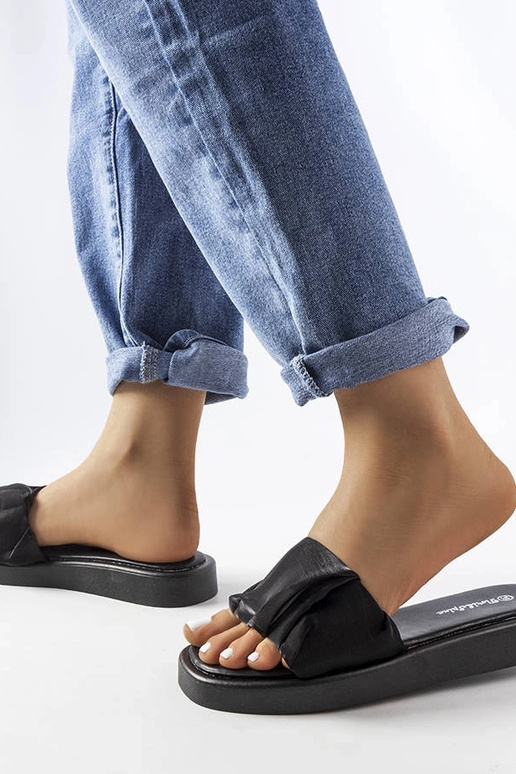 Infradito con volant Black Boulevard