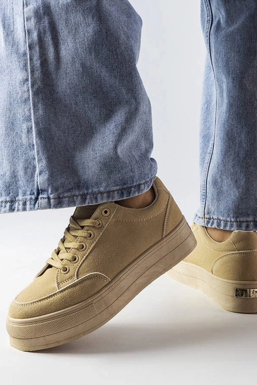 Scarpe sportive color sabbia su...