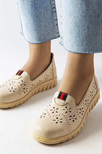 Mocassini beige chiari di Joli 2