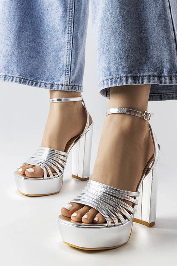 Sandali Ariande con tacco a...