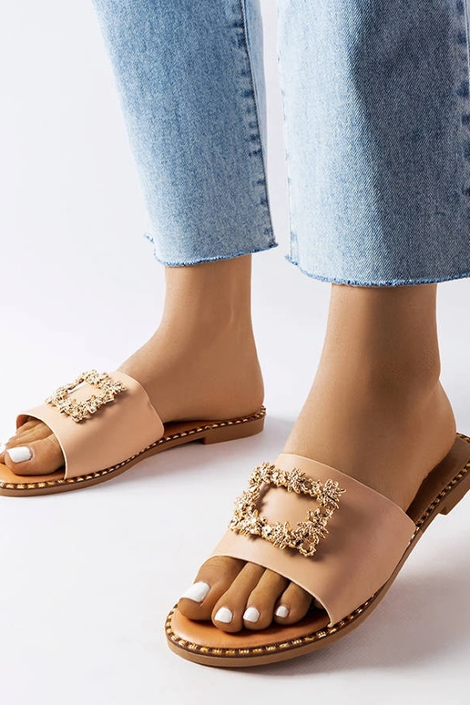 Ciabatte color sabbia con...