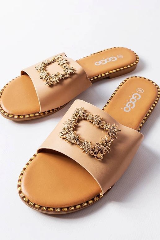 Ciabatte color sabbia con...