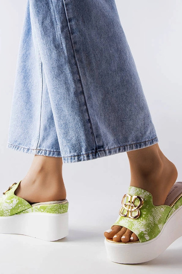 Sandali con zeppa Havanna verde 2