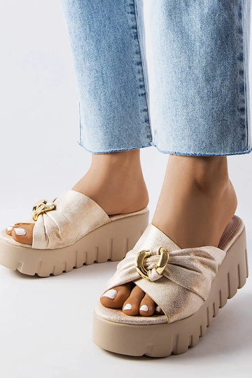 Sandali con zeppa da donna...