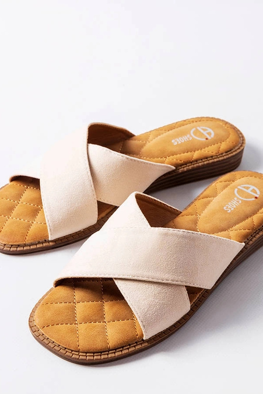 Ciabatte color sabbia, "Tiana"