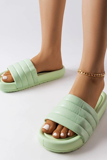 Infradito verdi decorate... 2