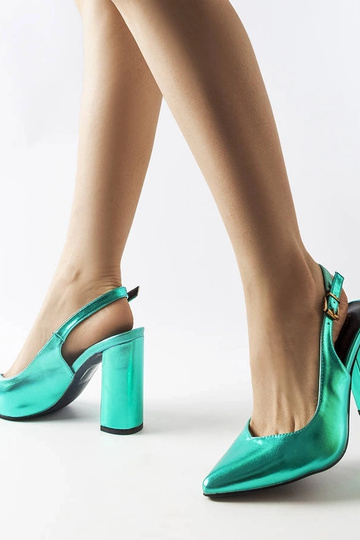 Scarpe con punta aperta Wechsler verdi