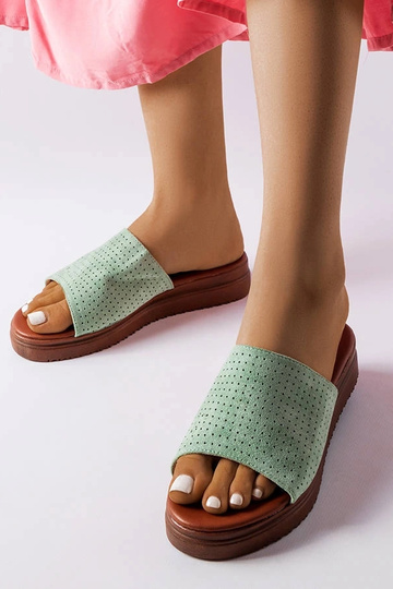 Infradito verdi con tomaia...