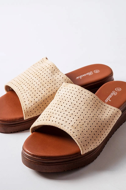 Pantofole sabbia con gambale...