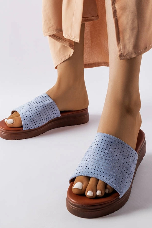 Infradito blu traforate di Idabel