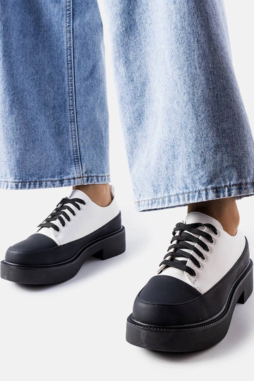 Scarpe basse bianche Merico 2