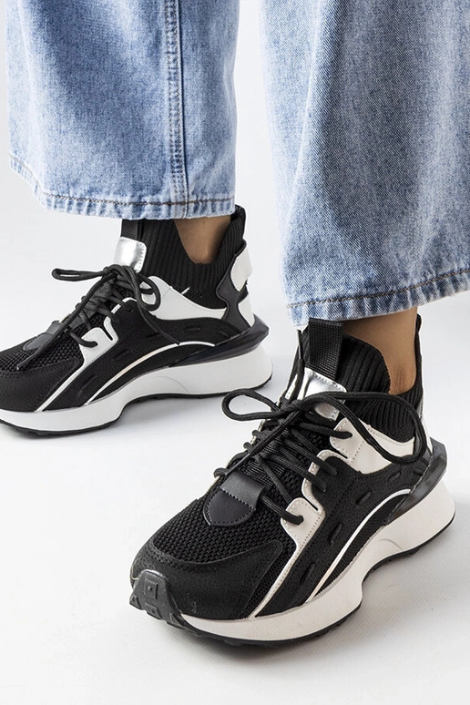 Sneakers eleganti in bianco e nero...