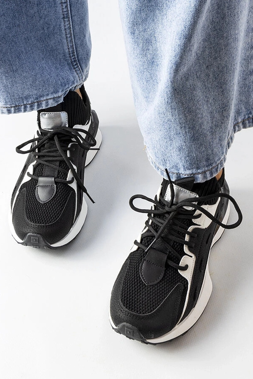 Sneakers eleganti in bianco e nero...