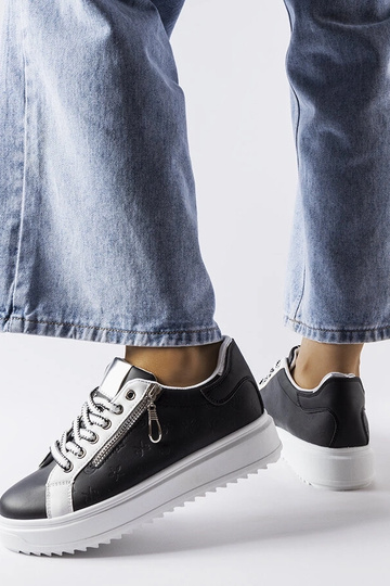 Sneakers nere con lacci da... 2