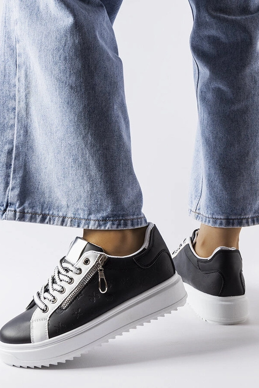 Sneakers nere con lacci da donna Romola