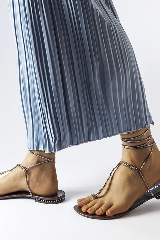 Sandali grigio scuro con zirconi Troghi