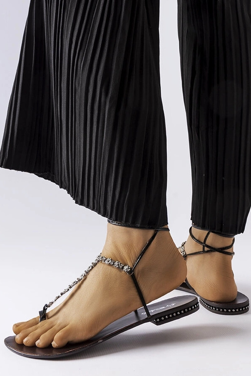 Sandali neri con zirconi, "Troghi"