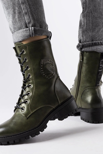 Scarponi da trekking verdi...