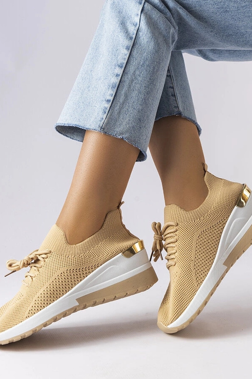 Sneakers con zeppa beige di Alberica