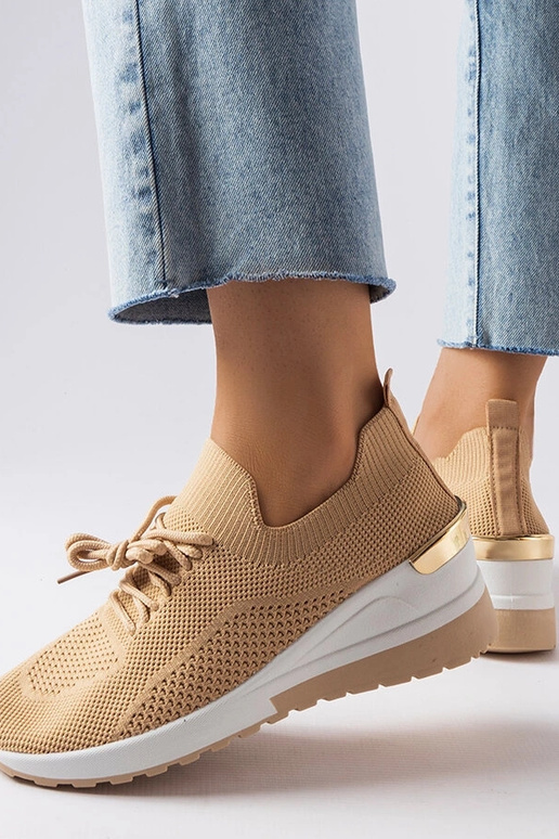 Sneakers con zeppa beige di Alberica