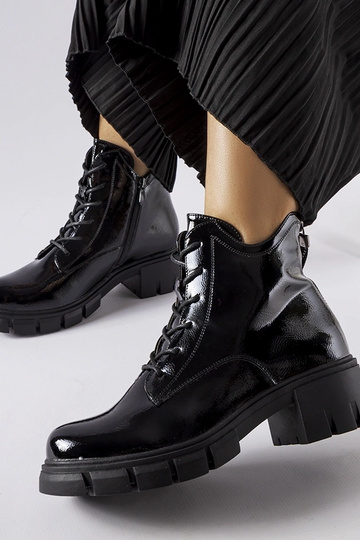 Anfibi invernali verniciati... 2