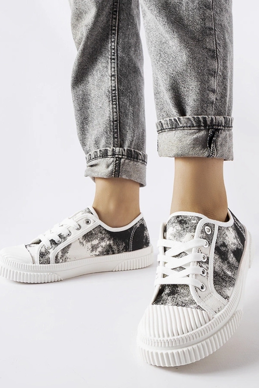 Sneakers nere Clavet sbiadite