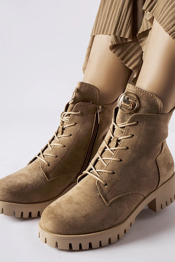 Stivali isolati in suede sintetico color sabbia Noha 2