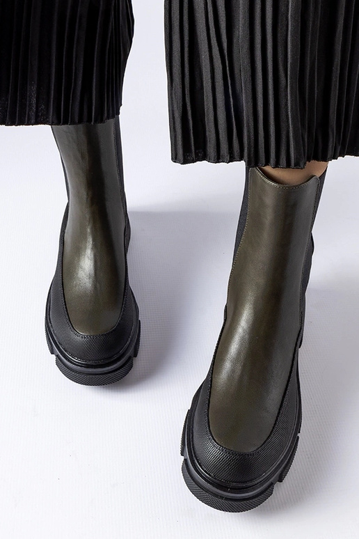 Stivaletti slip-on Faisal verdi e neri