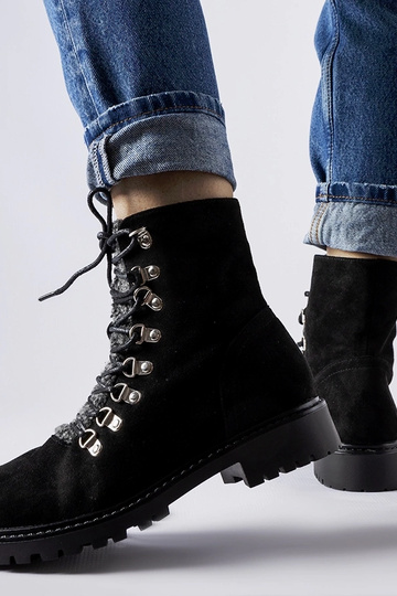 Stivaletti in eco-suede...