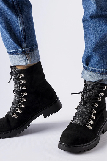 Stivaletti in eco-suede... 2