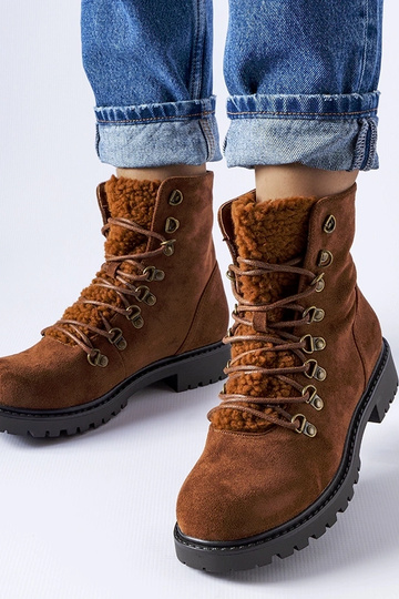 Stivali in suede sintetico...