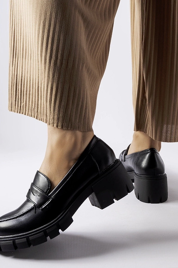 Mocassini classici neri sul... 2