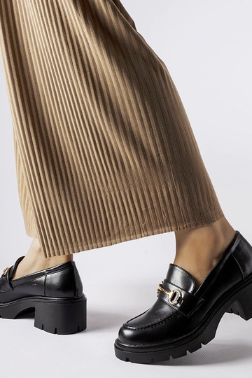 Scarpe nere con tacco alto di Fabrizio 2