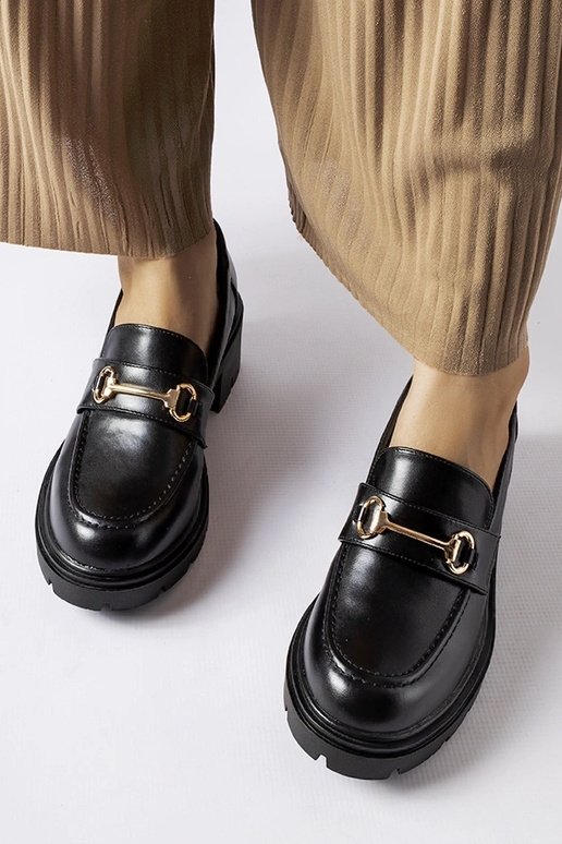 Scarpe nere con tacco alto di Fabrizio