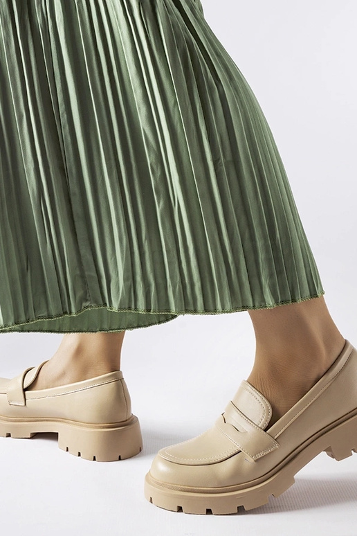 Mocassini eleganti color sabbia,...