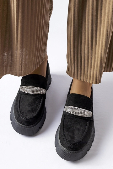 Mocassini neri con suola... 2